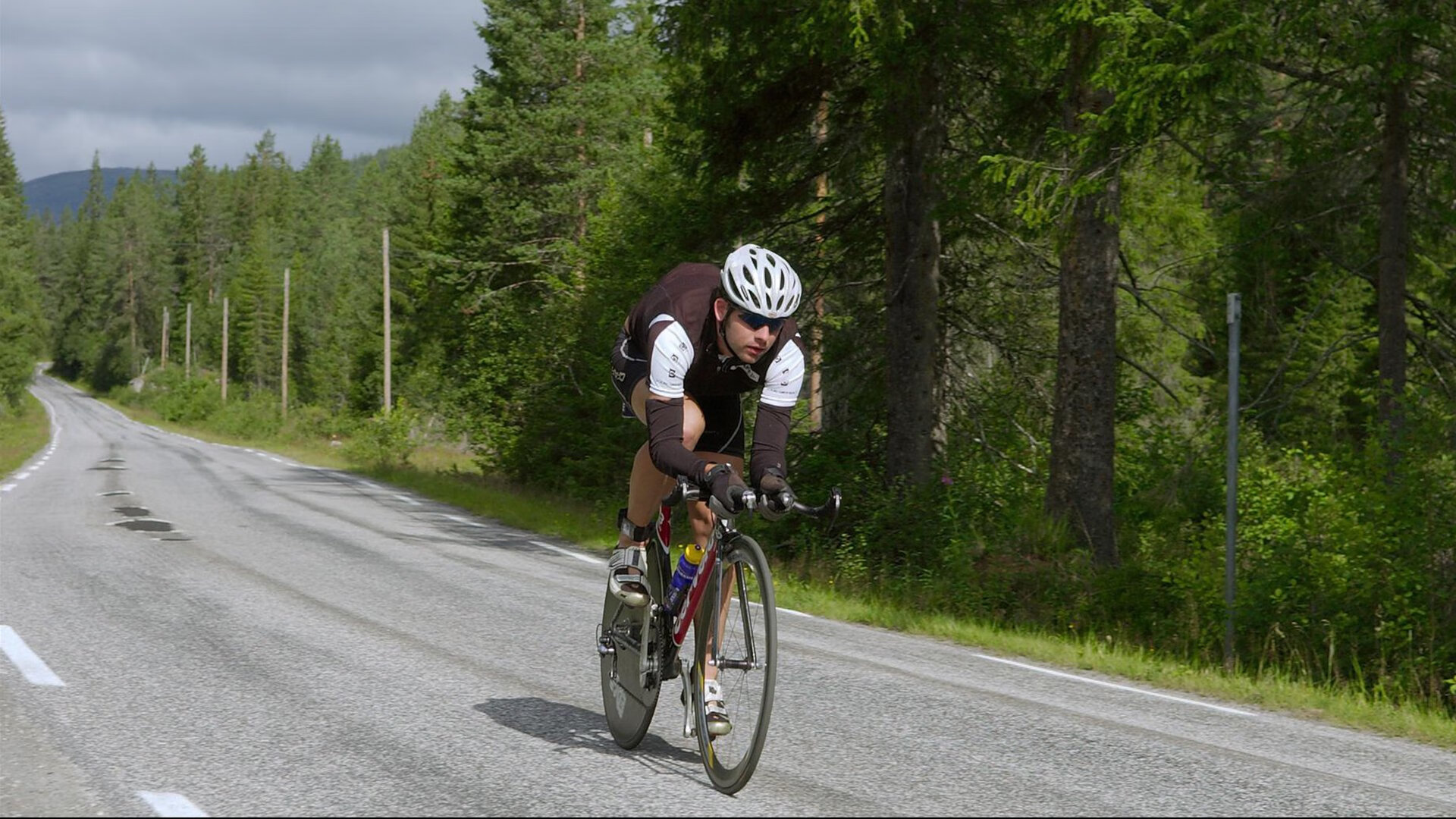 世界青年篮球锦标赛上，候选冠军中国队表现抢眼，期待突破，世界青少年篮球锦标赛